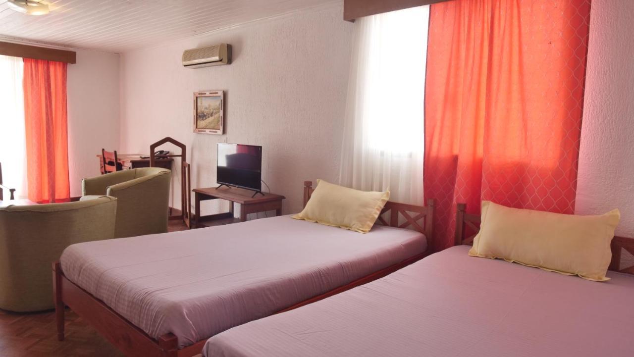 Radama Hotel Antananarywa Zewnętrze zdjęcie