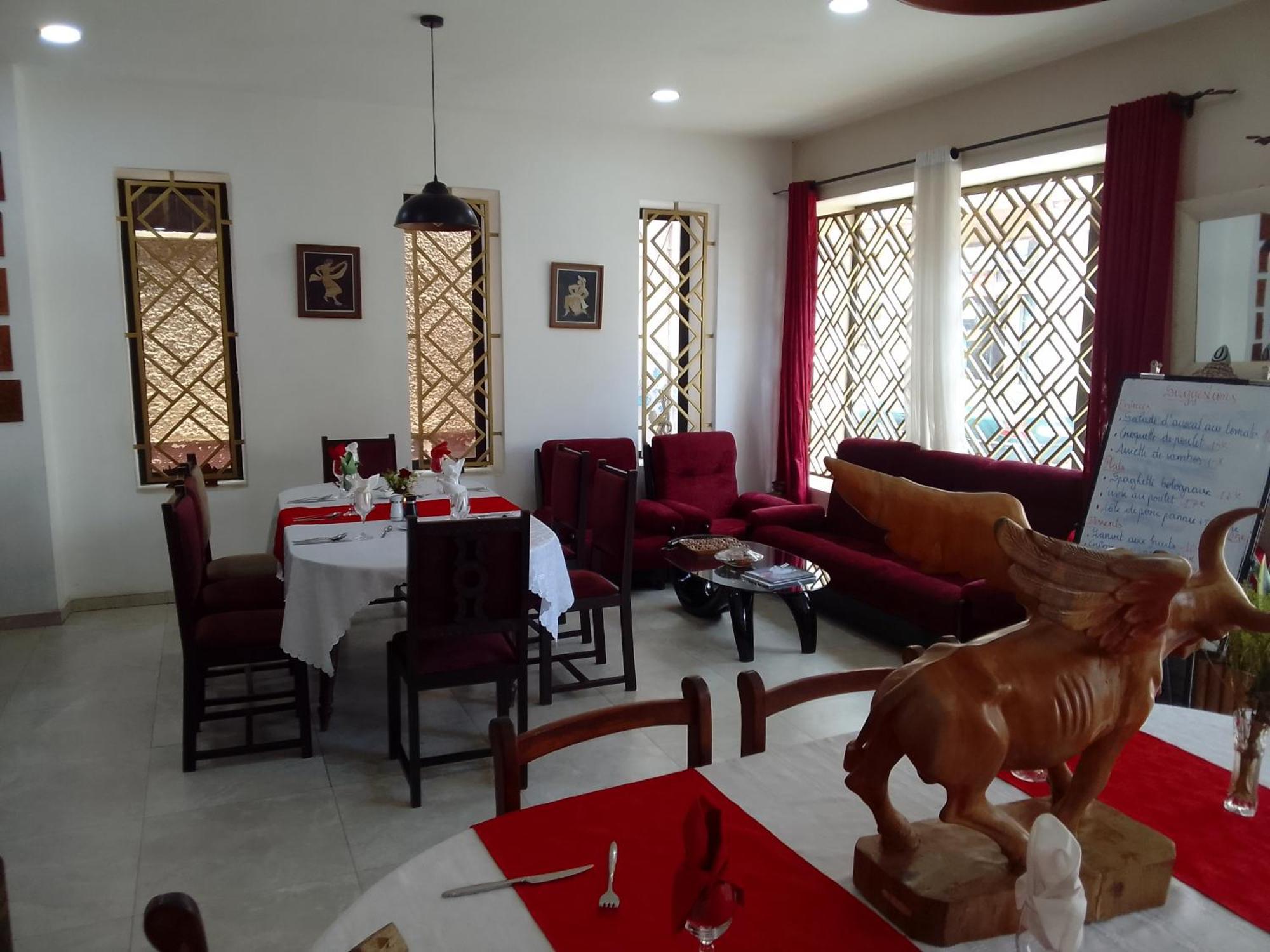 Radama Hotel Antananarywa Zewnętrze zdjęcie